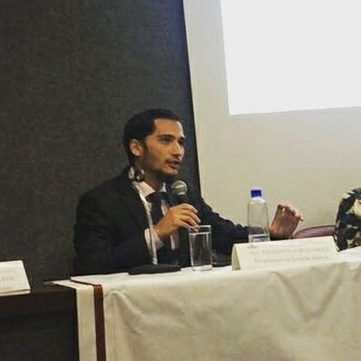 Atleta de Tiro Esportivo pela CBTE - Patrocinado pela Estácio de Sá e Ministério do Esporte. Acredito que apenas mudaremos o futuro de nosso país pela Educação.