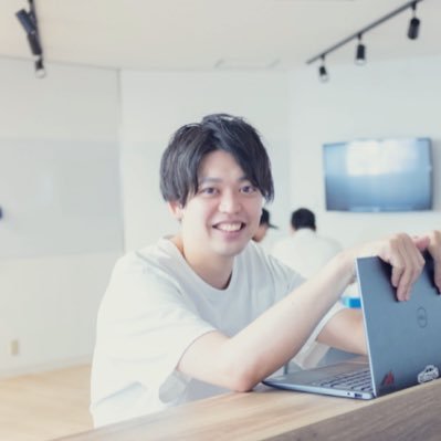 ヤプリにて採用/組織開発 / 労務 ← エンジニア紹介 ← 人材開発 ← 介護士紹介 │ ヤプリ関連のツイート多め