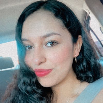 yesikarobles18's profile picture. 