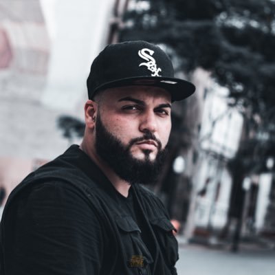 25, graduado em Jornalismo e torcedor do @saopaulofc 🇾🇪