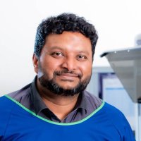 Lux Selvanesan (@laxi9) 's Twitter Profile