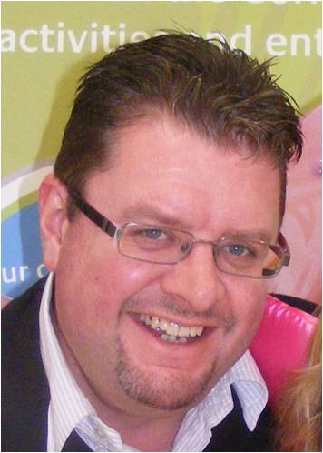 SMLloyd's profile picture. Irish-born African. Welsh surname. Terrible SoH. Communications specialist.  Polemic beat poet & coffin dodger. Dad of two