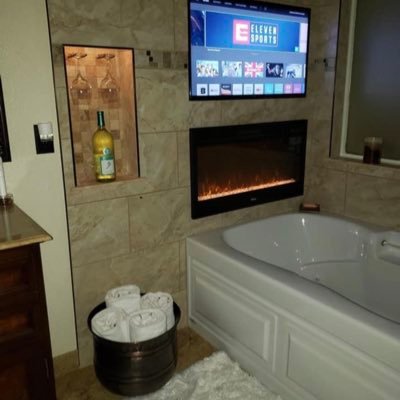 miami80888's profile picture. 