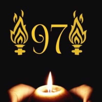 A proud Louth woman living in Meath Ireland. Married, 2 Girls, love shopping, fashion & LFC love visiting Liverpool & Anfield #YNWA #JFT97#DontbuytheS*n ❤️⚽️❤️