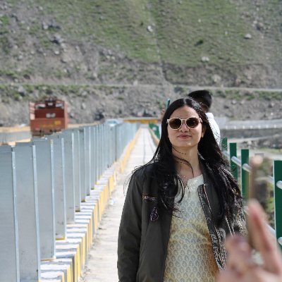 Priyajogiyal's profile picture. Better to be strong than pretty and useless.