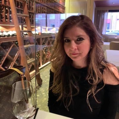 Catholic✝️, Educator👩🏫, 🛳Travel Agent✈️, Wife👰♀️, Mother to my beautiful daughter👩👧