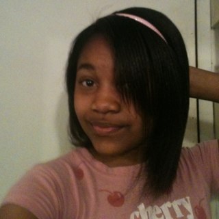 Elise1010's profile picture. 