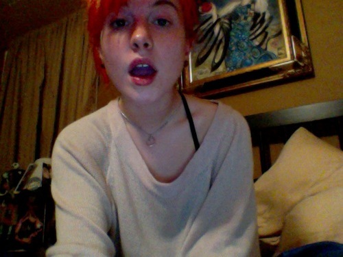 I swear it's me. if i had time to create a fake twitter i'd be brittany, the pig-squealing youtube phenom.