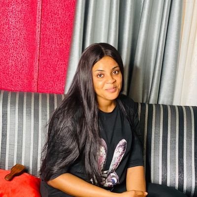photography/studio equipments,cameras and makeover studio gadgets 📷📸💡🎤 WhatsApp 07065000551