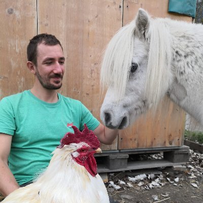 ceykoloji's profile picture. Veganism, cooking, linux/FOSS enthusiast, programming, percussion, aspiring rock climber and pole dancer. Tweets are my owl 🦉