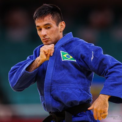 Judoca da categoria peso meio-leve (até 66kg) do Pinheiros e da seleção brasileira de judô (CBJ). Atleta olímpico em Tóquio 2020!