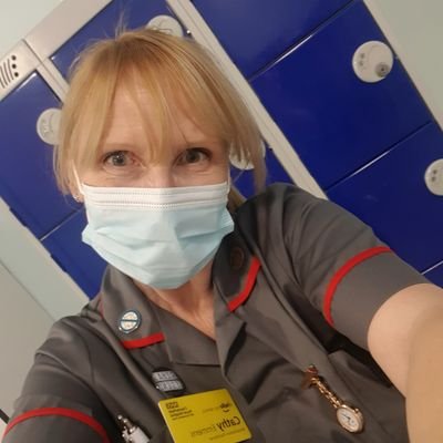 Critical Care Rehabilitation Practitioner aiming to make a difference and passionate about delirium. all opinions are my own. consent always gained to share.