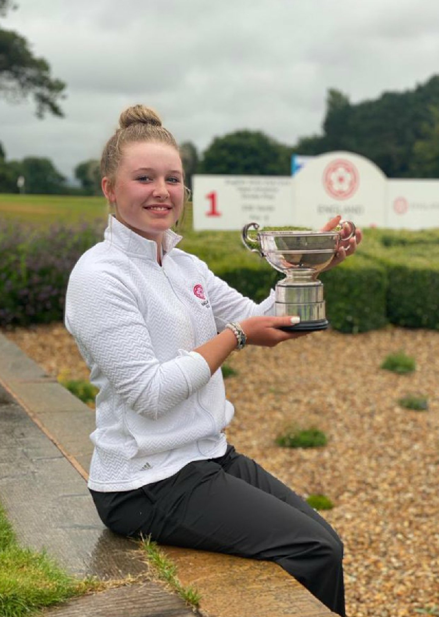 Mam of @Golf_Maggie. England Girls Squad 🏴 @peakusagolf 🇺🇸2024 supported by @golfing4life_ @teamsportsaid athlete. @UVAclassof2024