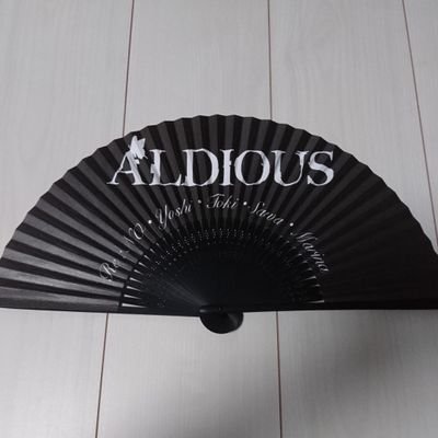 メイン推し→aldious、最近→真天地開闢集団ジグザグ、0.1gの誤算にも注目。
過去にドリ車、カスタムカー乗ってました。    / rb1オデッセイ  車高短  カスタムオーディオ  /180sx  ドリフト  /   ※無言フォローはフォロバしません。