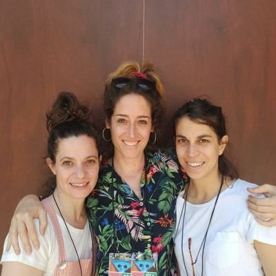 Companyia de teatre familiar formada per les actrius Bàrbara Roig, Magda Puig i Queralt Casasayas!