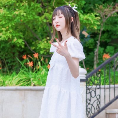 arunya43115239's profile picture. 