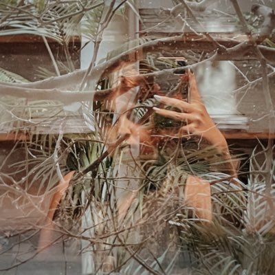 _callitmagic_'s profile picture. Todo los niños nacen artistas, lo difícil es seguir siendo un artista cuando crecemos.