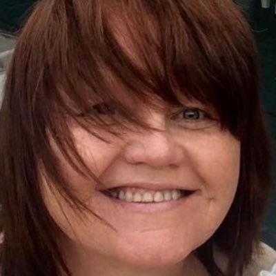 Sianybax's profile picture. Cymraes.🏴󠁧󠁢󠁷󠁬󠁳󠁿 Partner at Caerwys vet surgery. Mam to Rowan. Love Cats 😺, Manic street preachers 🎸, Queen 🎤, rygbi 🏉 gwin coch 🍷YNWA