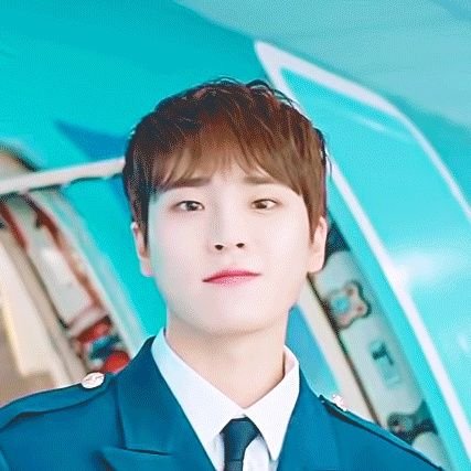 1etsg0ldenness's profile picture. 골땡니스