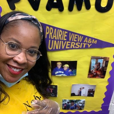 MrsPoseyESE's profile picture. Your kids favorite teacher 🍎