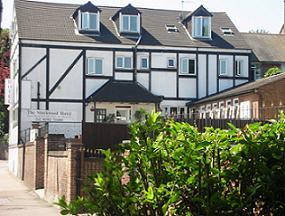 A small #hotel near London #LutonAirport offering free parking, complimentary breakfast, WIFI, book swap and a meeting room for hire - all at great rates!