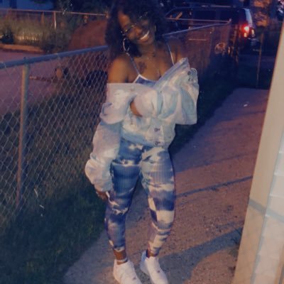 { IG @black_n_beatifull_ }💜mother💚promoter 💛artist {non musical} 💋 {live🧡laugh💙learn🤍love} 💋