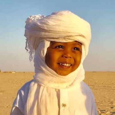 الكتابة في مواقع التواصل لا تكلفنا سوا لمسة أصبع ...! ولكنها في الأخير إما حسنة تسرك أو سيئة تسوؤك .