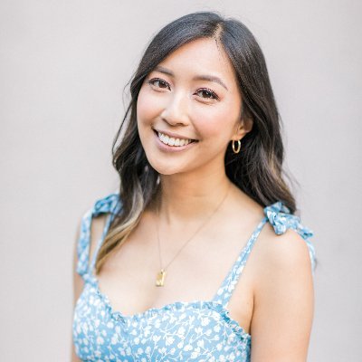 itsconnielo's profile picture. Co-Founder @ShopThreeShips
🧴 On a mission to be the most effective natural beauty brand on the planet.
🌱 Wellness & life design enthusiast.
Forbes 30 Under 30