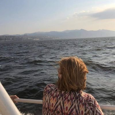 Cicek29993917's profile picture. Evli 2 çocuk annesi Atatürkçü DM yok