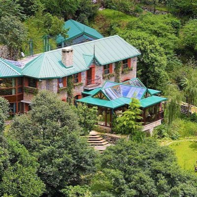 Boutique Private Luxury Home Retreat tucked away in the Himalayan Forests of Nainital 🌲🌲