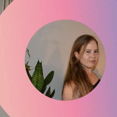 mmidwestbbabe's profile picture. 🌙🫠✨