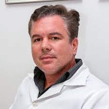 vitorflosi's profile picture. Médico, Psiquiatra, Acupunturiatra, Bioquímico Fitoterapeuta , Professor de tênis de mesa