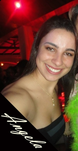 Gosto muito de ler e escrever, fui dançarina de CTG. Sou calma, espontânea, e nada neorótica! Um grande defeito é minha preguiça e minha gula!