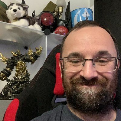 Fromerly an avid World of Warcraft player, who is beginning a new journey to collect things in other games.