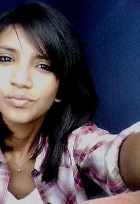 luaoak's profile picture. abraços, sorrisos, ânimo, bom humor e sarcasmo.