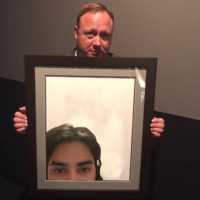 bcsoares1's profile picture. @bcsoares2