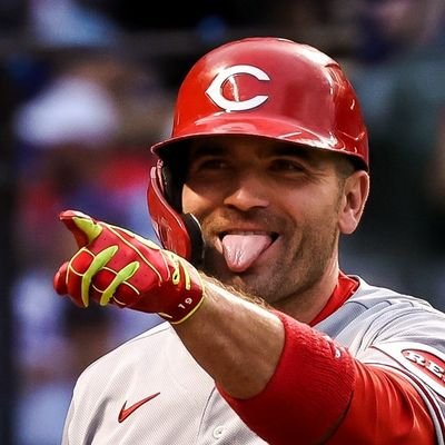 The Official Joey Votto Bang Tracker™ 🐐

by @EvilJoeyVotto - #VottoStillBangs - Turn notifications on.

(for fun, no affiliations w/ players or teams)