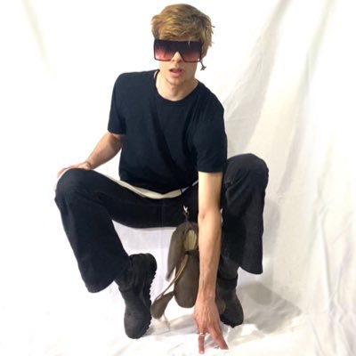 Xalamanderlabs's profile picture. Sustainable couture fashion designer