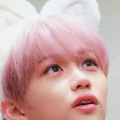 i moved to @ybkleelvr. follow me there if u still wanna be moots