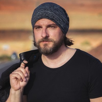 Head of Engineering | Entrepreneur | Photographer