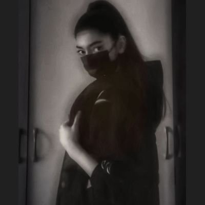 Aysun27786467's profile picture. 👀💙