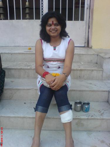hello friend'szzzzzzzzzzzzz 
my salf Deepti Bajpai im from Bhopal...........
im Doing LLB n job..................................