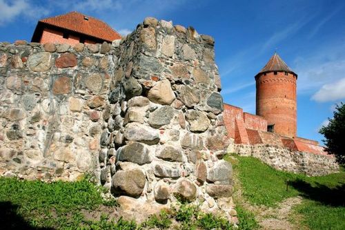 Welcome to Latvian Tour Guides!
On our tours you’ll travel in the comfort and companionship of a small group to the Latvia`s most exciting destinations.