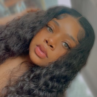 Founder/CEO of Passion Madness Boutique 💜 IG: @iamkaylaaliyah SC: @k.money1 ASU 💙💛