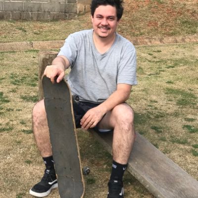 Cristão, Pai do Pedro e da Maria Clara, são Paulino, gosto de esportes diversos. Pres Prudente - Canadá