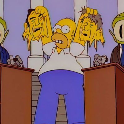 Los políticos corruptos han divido a los ciudadanos, y los ciudadanos peleamos entre nosotros mientras ellos votan iguales, se abrazan y se besan 😔