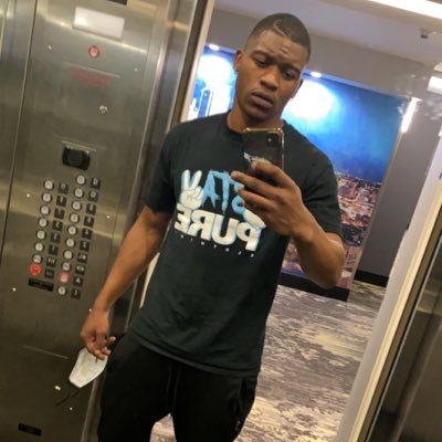 Justin Ruffin | Superman 💪🏾Livingstone College RB 🐻🏈| #RBU | #TheStone🗿|#HustleNMotivate | #SuperiorMogul| CAREER Highlights ⬇️⬇️