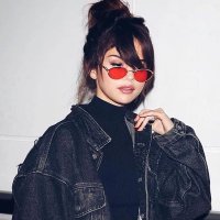 ᴄʟᴀɪʀᴇ ʏᴏᴜɴɢ (@humaninlapush) 's Twitter Profile