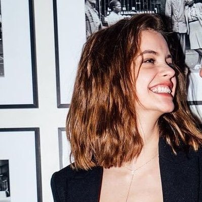 fatesam7's profile picture. اضحكي كثير اغلبّي حزنك بنفسك،انتي اقوى من ان يهزك شعور عابر..