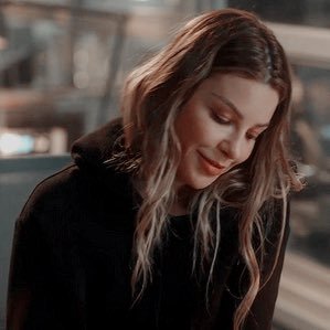 daily comfort for chloe decker stans!